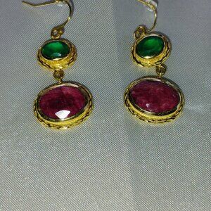 Chalcedony dangling earrings